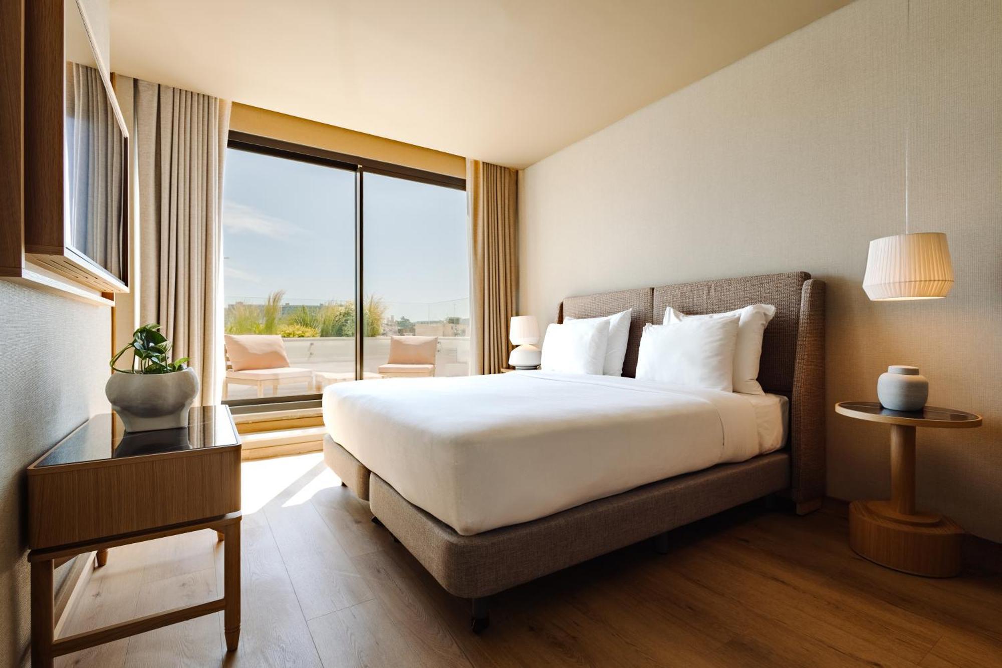 Evolution Valbom Hotel 4*